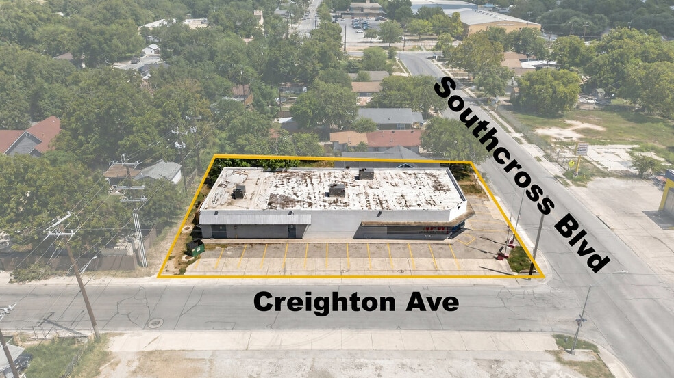 More Photos Of 2541 W Southcross Blvd, San Antonio General Retail For Lease