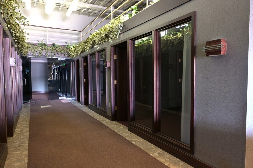 More Photos Of 2424 W 23rd St, Erie Manufacturing For Lease