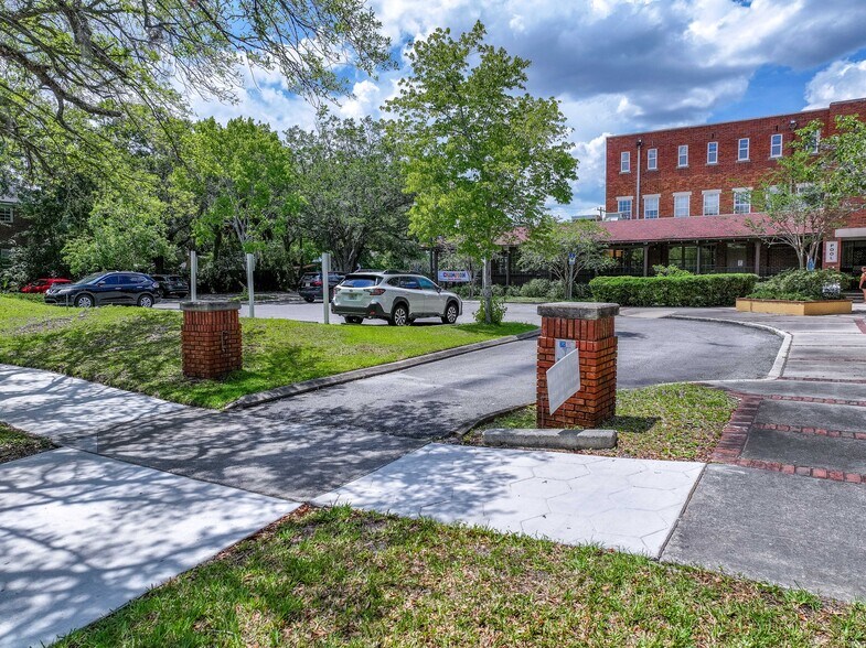 More Photos Of 1100 Stockton St, Jacksonville Religious Facility For Lease