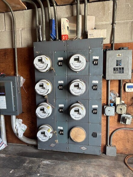 More Photos Of 8258 S Maryland Ave, Chicago Apartments For Sale