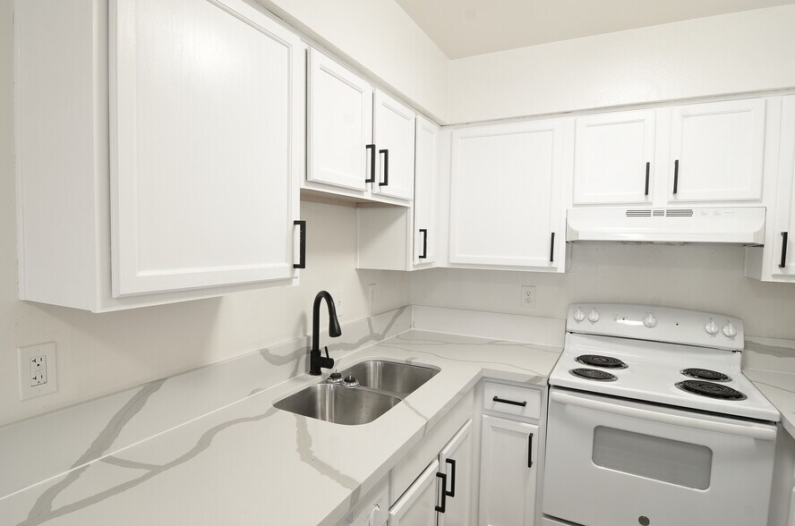 More Photos Of 3801 N 23rd Dr, Phoenix Apartments For Sale