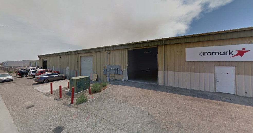 More Photos Of 15330 Tamarack Dr, Victorville Industrial For Sale