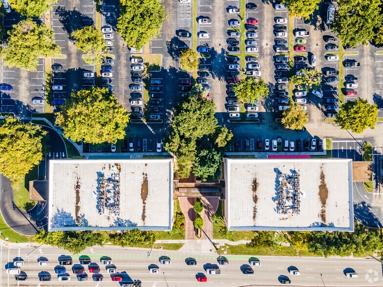 More Photos Of 300 Lock Rd, Deerfield Beach Unknown For Lease