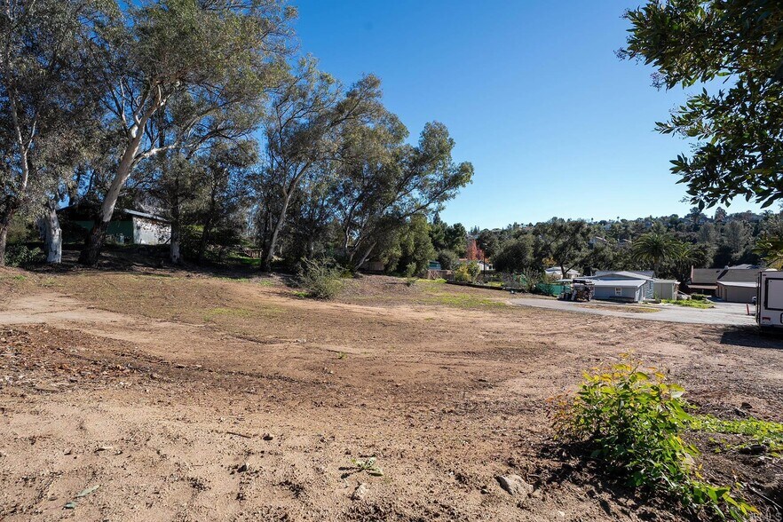 More Photos Of 2560-2566 Alpine Blvd, Alpine Office For Sale