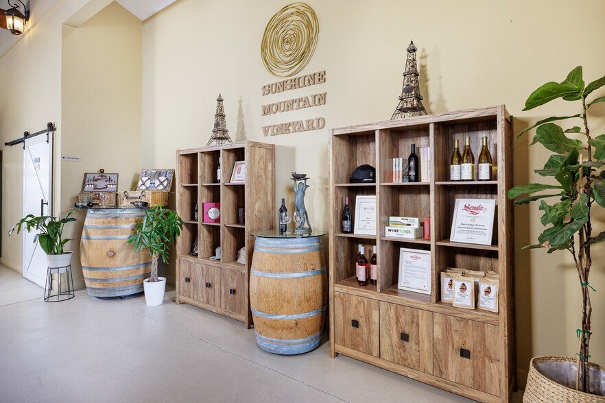 More Photos Of 2286 Sunshine Mountain Rd, San Marcos Winery Vineyard For Sale