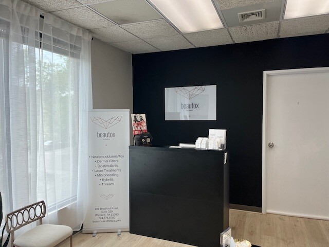 More Photos Of 101 Bradford Rd, Wexford Medical For Lease