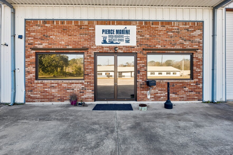 More Photos Of 142 Big a Way, Saint Marys Industrial For Sale