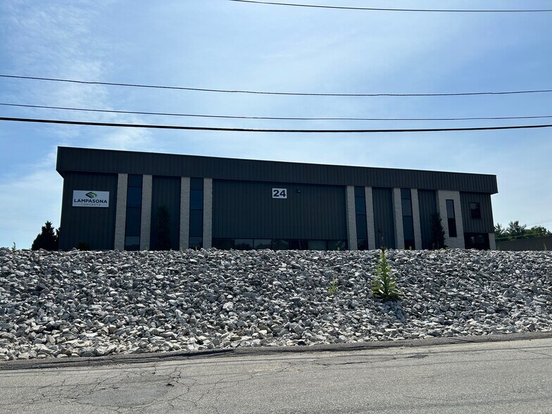 More Photos Of 24 Williams Way, Bellingham Research And Development For Lease