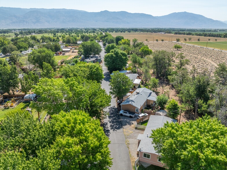 More Photos Of 85 Schoeber Ln, Bishop Manufactured Housing Mobile Home Park For Sale
