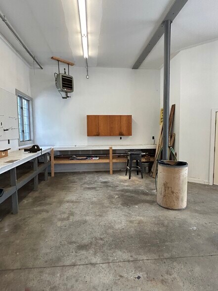 More Photos Of 8 Crooker Rd, Brunswick Industrial For Lease