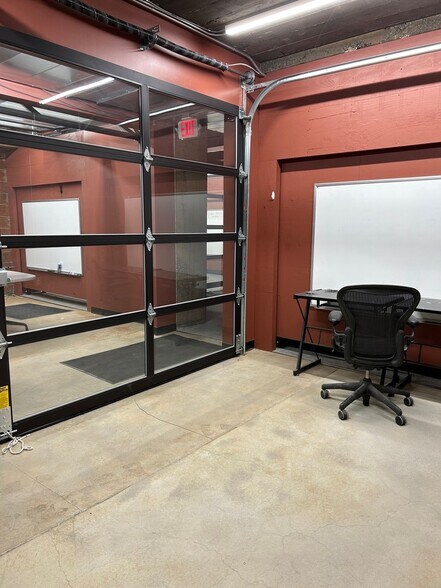 More Photos Of 309 Court Ave NW, Canton Storefront Retail Office For Lease