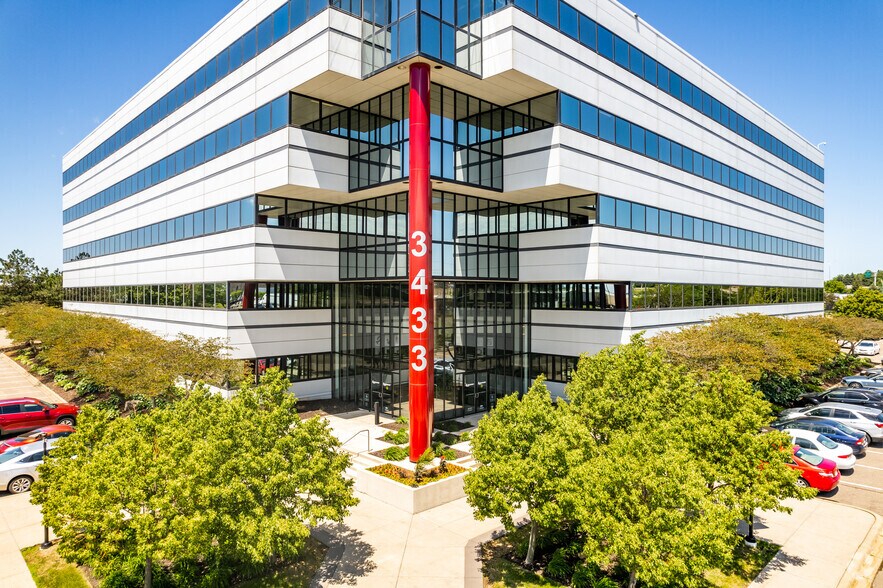 More Photos Of 3433 NE Broadway St, Minneapolis Unknown For Lease