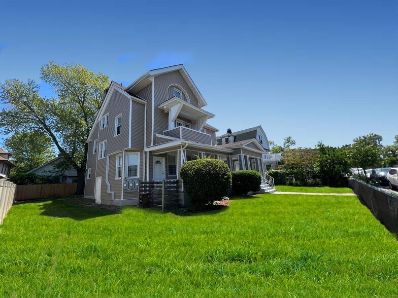 Primary Photo Of 1040 McBride St, Far Rockaway Apartments For Sale