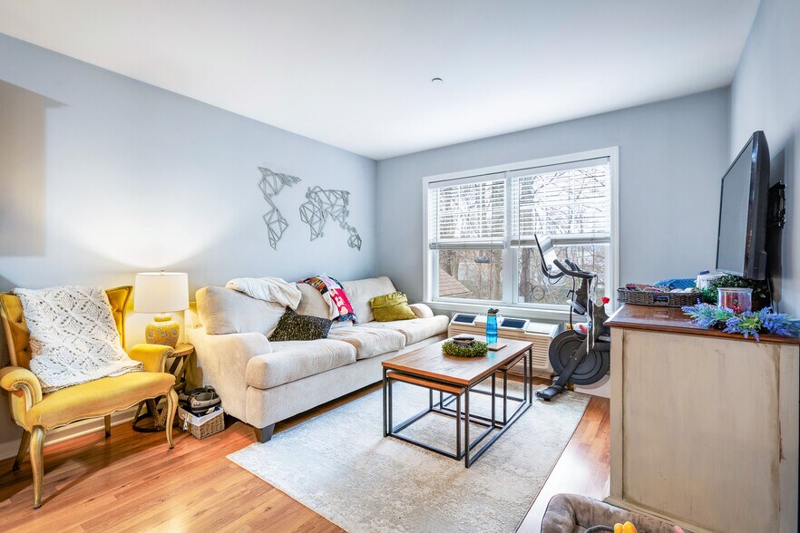 More Photos Of 4 Centennial Ave, Cranford Apartments For Sale