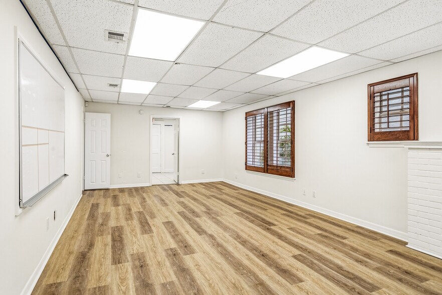 More Photos Of 1507 20th St, Vero Beach Medical For Lease