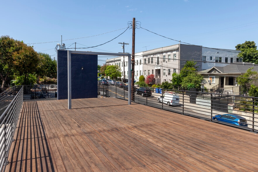 More Photos Of 3828 W Sunset Blvd, Los Angeles Unknown For Lease