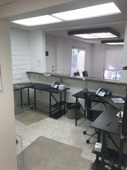 More Photos Of 178 S Victoria Ave, Ventura Medical For Lease