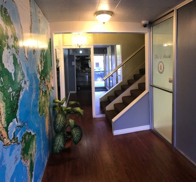 More Photos Of 3020 Glendale Blvd, Los Angeles Light Distribution For Lease