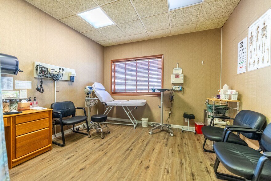 More Photos Of 4231 US Highway 86, Brawley Medical For Sale