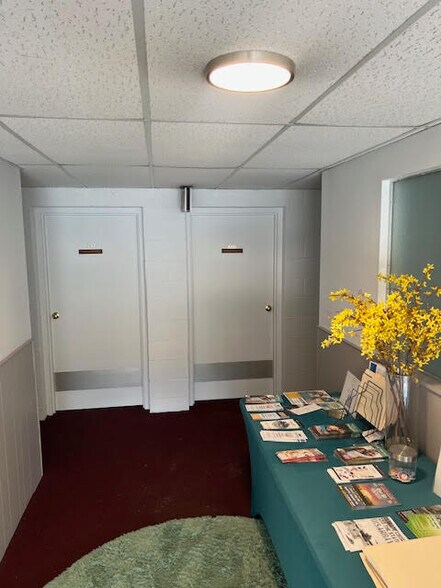 More Photos Of 813 E Michigan Ave, Ypsilanti Apartments For Lease