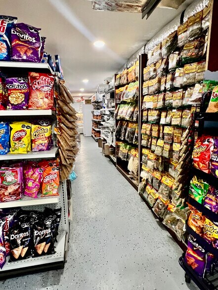 More Photos Of 6101 Symmes Rd, Gibsonton Restaurant For Sale