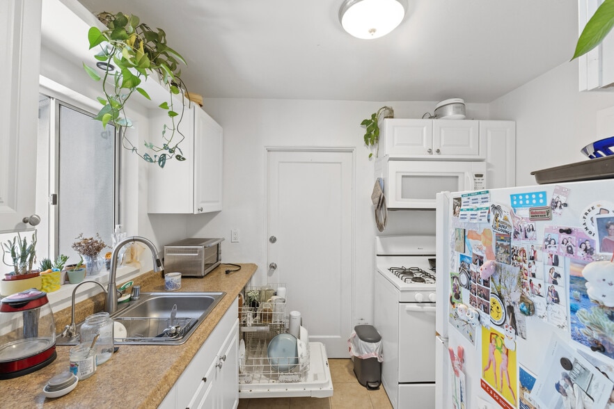 More Photos Of 1671-1673 Missouri St, San Diego Apartments For Sale