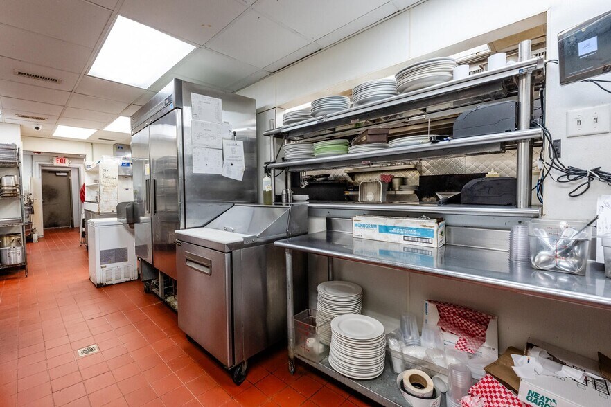 More Photos Of 16409 Red Arrow Hwy, Union Pier General Retail For Sale