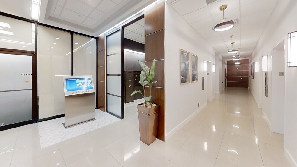 More Photos Of 4400 Pga Blvd, Palm Beach Gardens Office For Lease