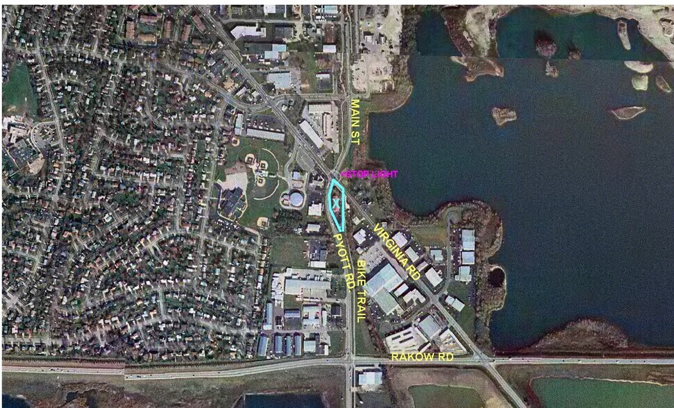 More Photos Of 905 Pyott Rd, Crystal Lake Showroom For Lease