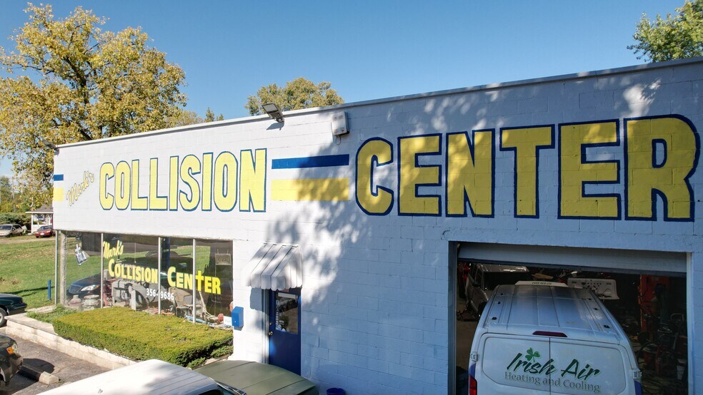 More Photos Of 7086 Southeastern Ave, Indianapolis Flex For Sale