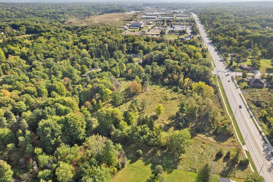 More Photos Of 1345 Royalton Rd, Broadview Heights Land For Lease