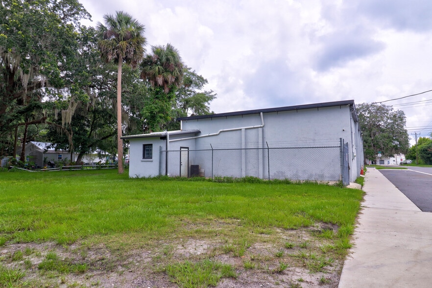 More Photos Of 1501 St Johns Ave, Palatka Service For Sale