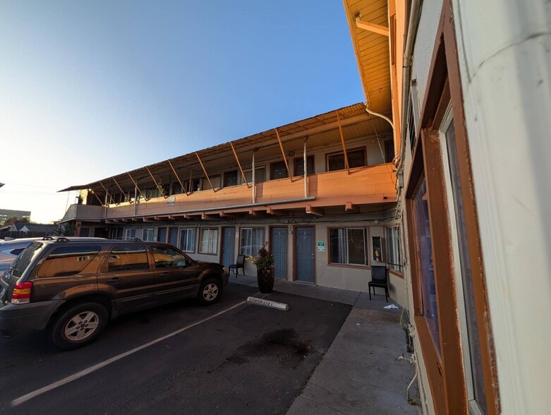 More Photos Of 5425 San Pablo Ave, Emeryville Hotel For Sale