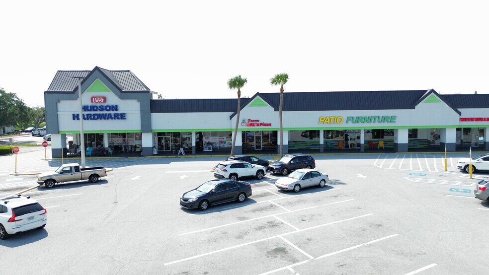 More Photos Of 14166-15150 Us Highway 19, Hudson Unknown For Lease