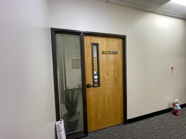 More Photos Of 190 S Orchard Ave, Vacaville Office For Lease