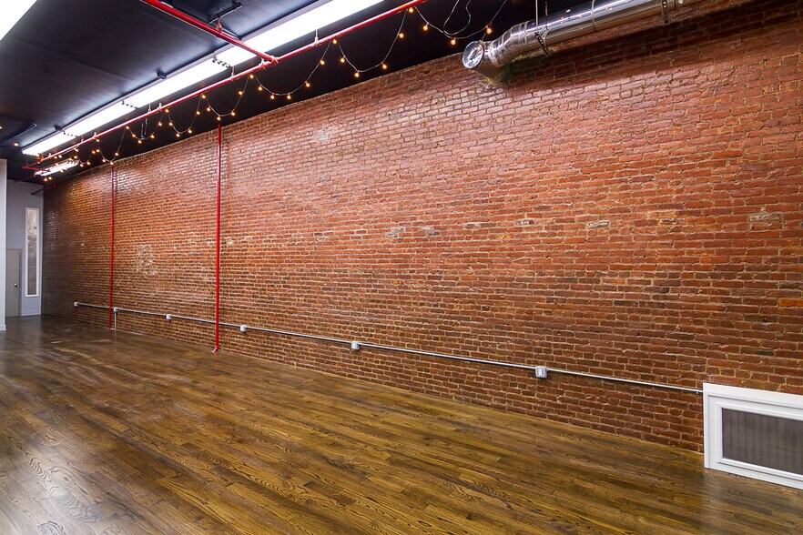 Primary Photo Of 369-371 Canal St, New York Apartments For Lease