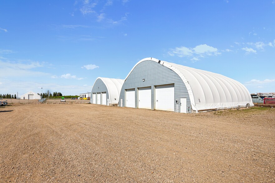 Primary Photo Of 58 Willoughby St, Blackfoot Warehouse For Sale