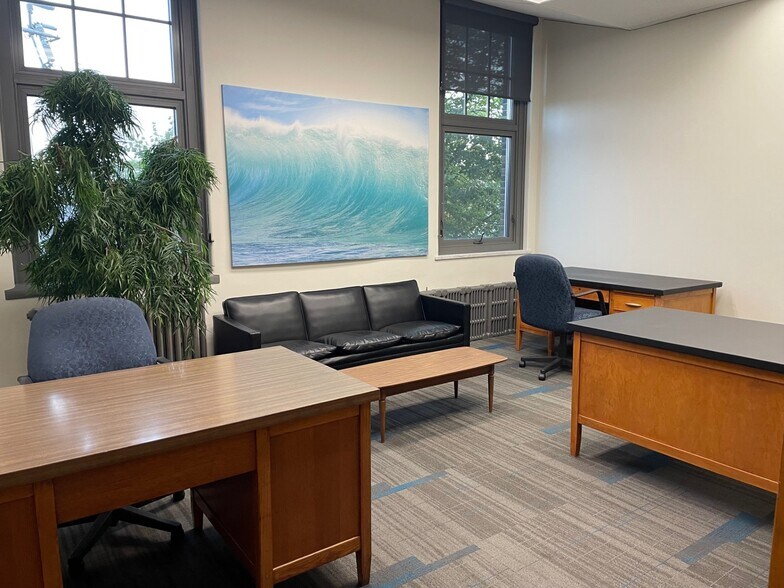 More Photos Of 80 Birmingham St, Toronto Loft Creative Space For Lease