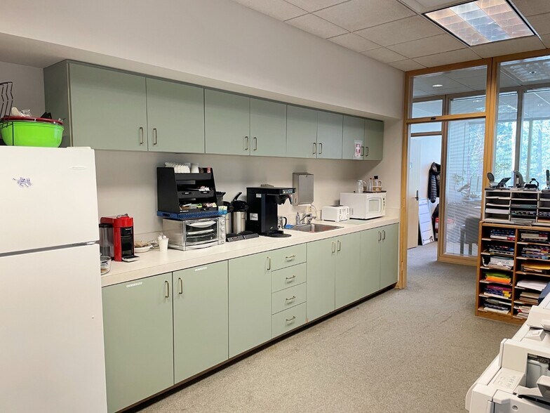 More Photos Of , Coeur d'Alene Unknown For Sale