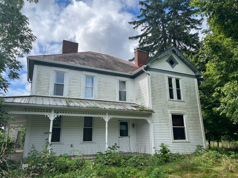 More Photos Of 61961 Dysart Woods Rd, Belmont Specialty For Sale