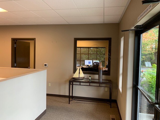 More Photos Of 3710 Grandview St, Gig Harbor Office For Sale