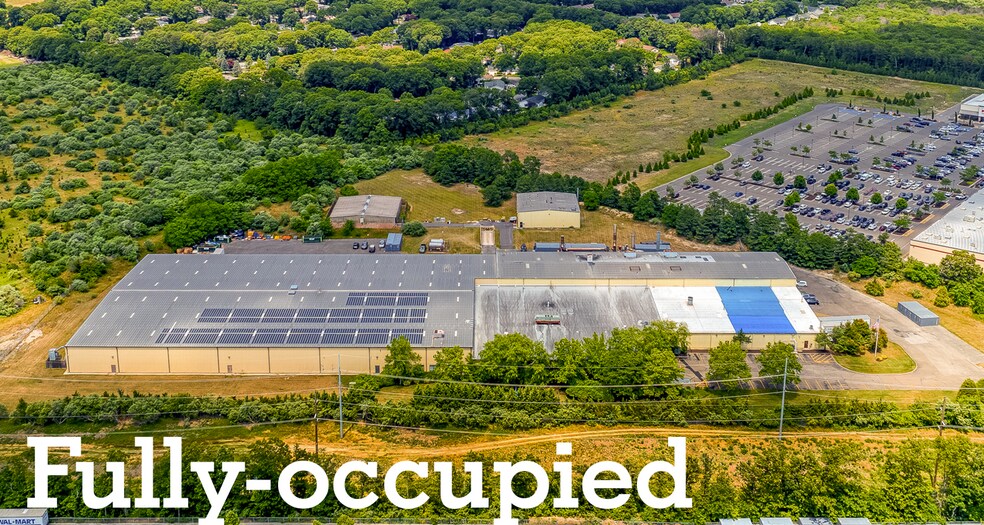 More Photos Of 1852 Old Country Rd, Riverhead Manufacturing For Sale