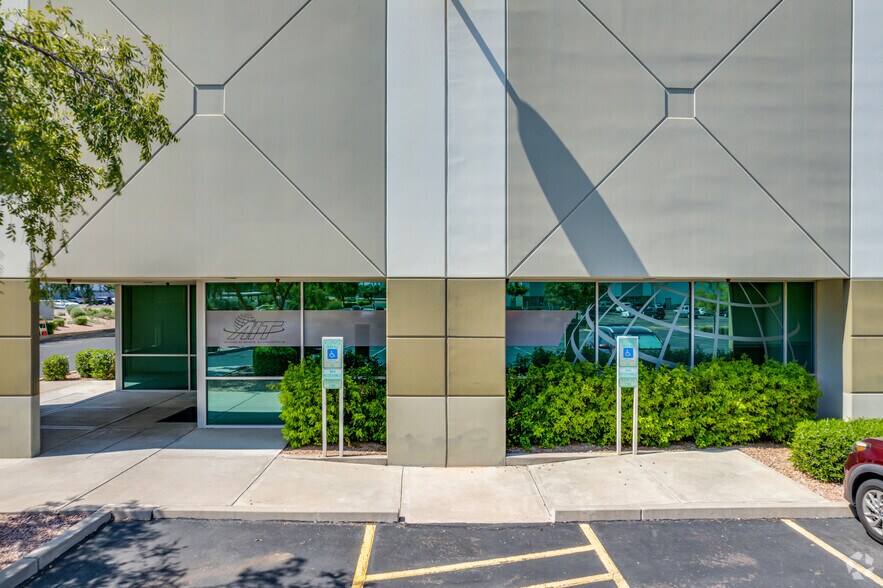 More Photos Of 7419 S Roosevelt St, Tempe Warehouse For Lease