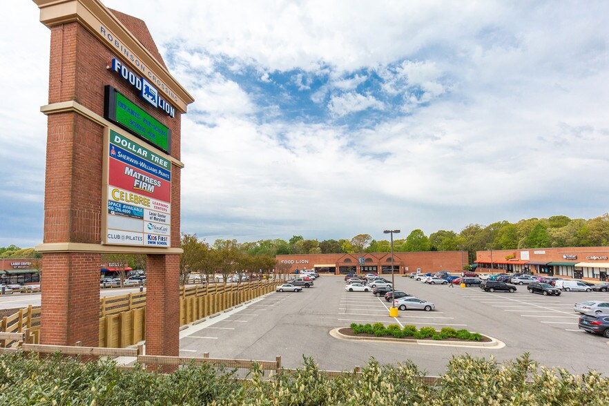 More Photos Of 450 Ritchie Hwy, Severna Park Unknown For Lease