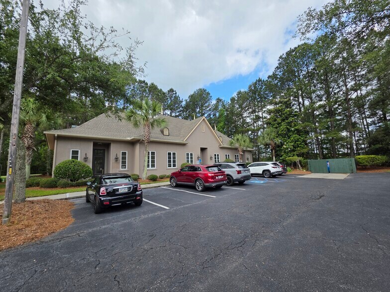 More Photos Of 300 New River Pky, Hardeeville Medical For Lease