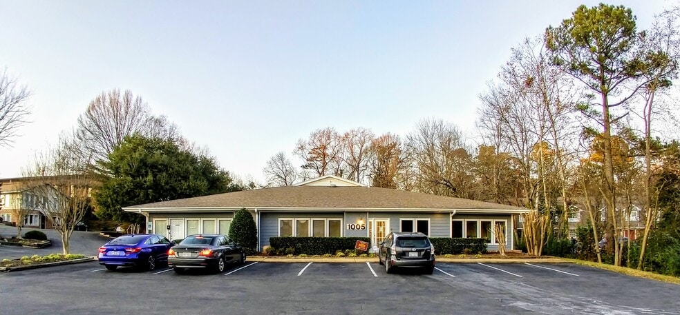 Primary Photo Of 1005 Bullard Ct, Raleigh Medical For Lease