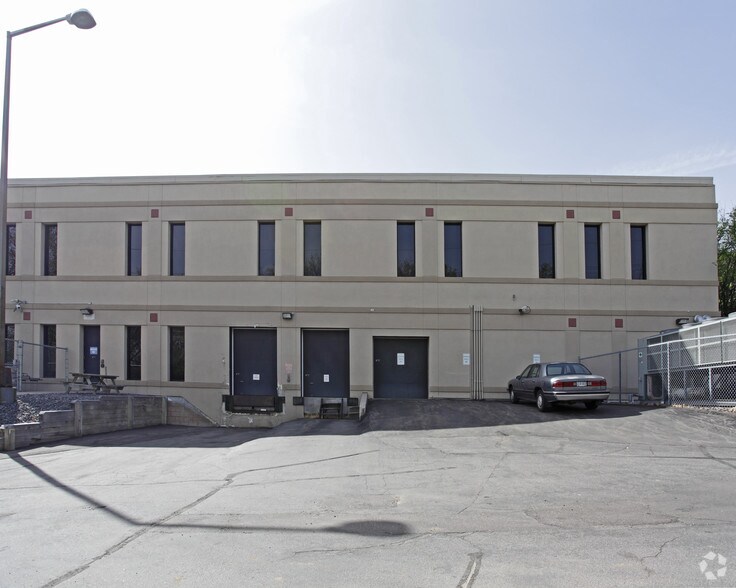 More Photos Of 4295 Lexington Ave N, Arden Hills Office For Lease