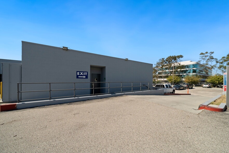 More Photos Of 2790 Atlantic Ave, Long Beach Medical For Lease