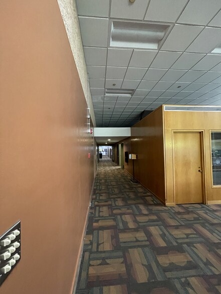 More Photos Of 100 Summit Ave, Hagerstown Office For Sale