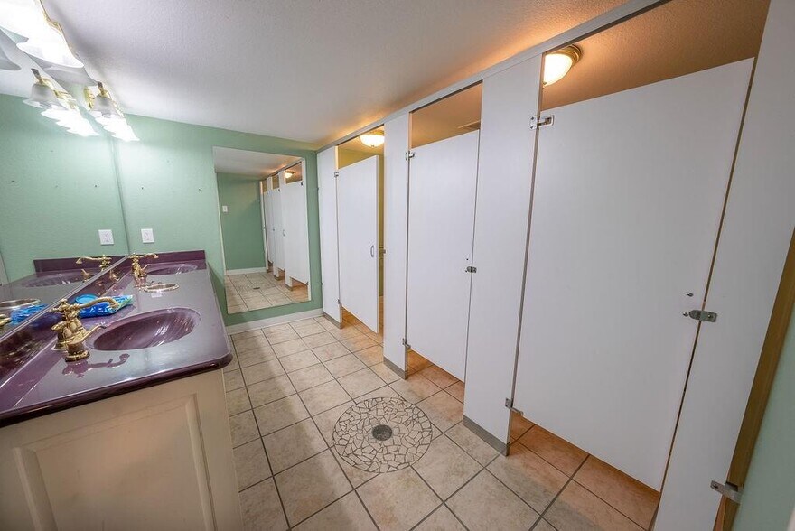 More Photos Of 12307 Highway 6, Iredell Religious Facility For Sale